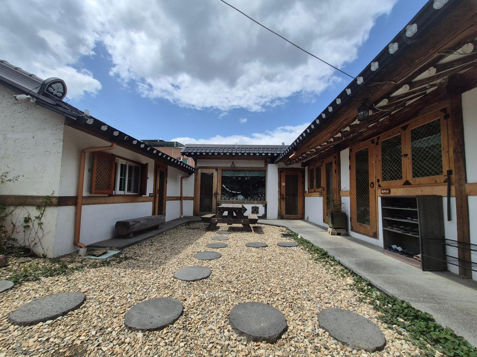 Jeonju Tosarang Guesthouse Δωμάτιο φωτογραφία